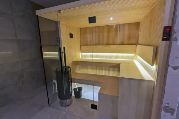 Jak wybrać saunę combi do domu?