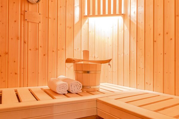 Jak przygotować się do wizyty w saunie fińskiej?